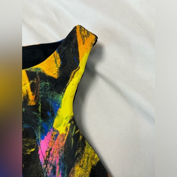 Lululemon Invigorate Training Tank Top - Picture 4 of 6